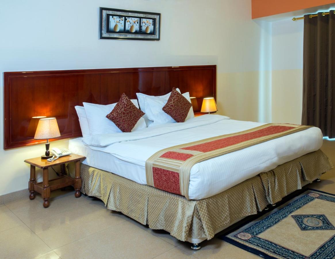 ซาเฟียร์ พลาซ่า อีโคโน บาย ลีวา Aparthotel มัสกัต ภายนอก รูปภาพ