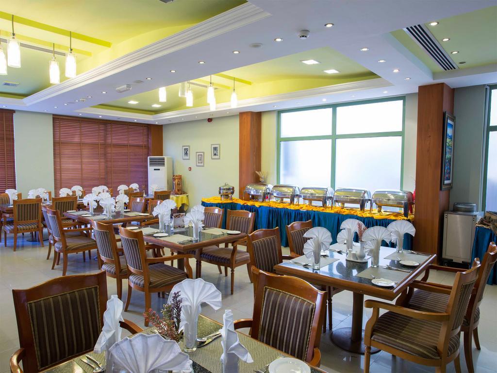 ซาเฟียร์ พลาซ่า อีโคโน บาย ลีวา Aparthotel มัสกัต ภายนอก รูปภาพ