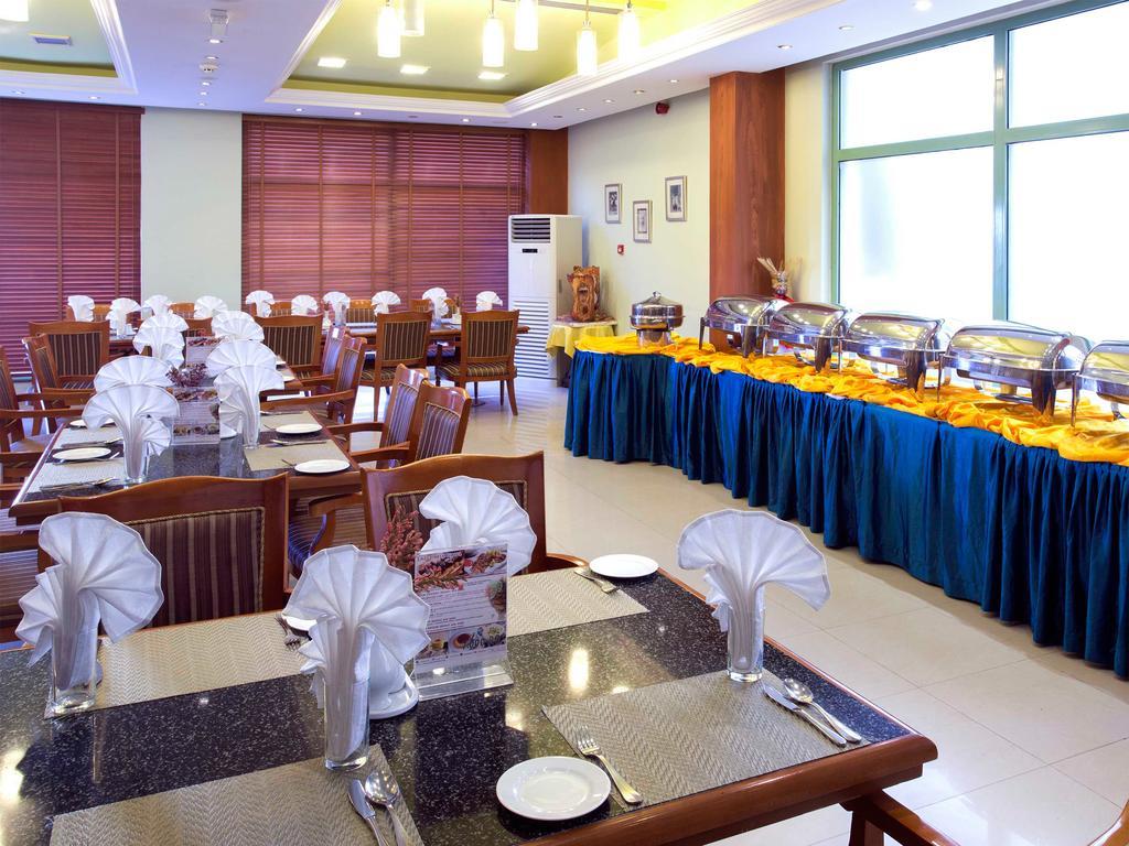 ซาเฟียร์ พลาซ่า อีโคโน บาย ลีวา Aparthotel มัสกัต ภายนอก รูปภาพ